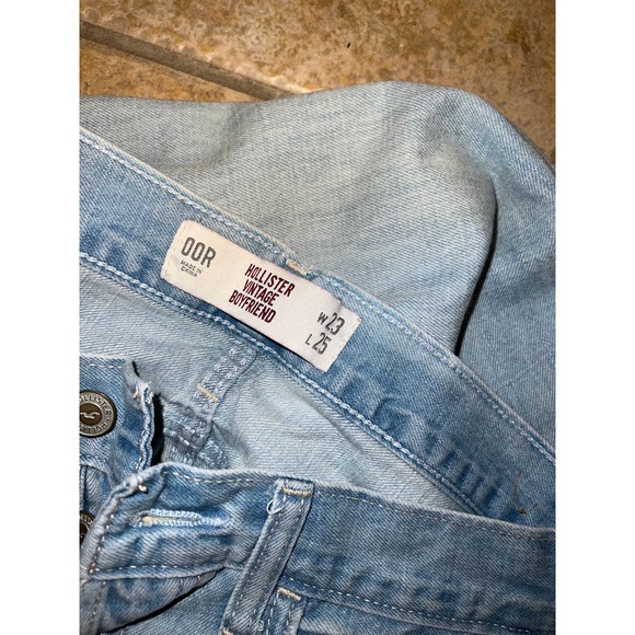 Hollister Vintage Boyfriend Jeans Size 23 - Picture 3 of 3